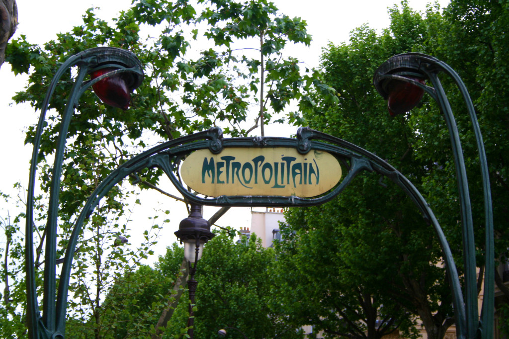 Gothic Paris Metropolitan Sign